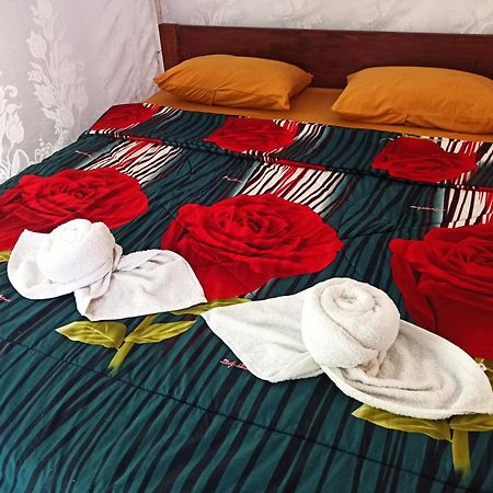 Tangkoko Jungle Homestay Rinondoran Zewnętrze zdjęcie